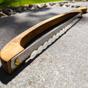 Oak bread knives (violin bow)