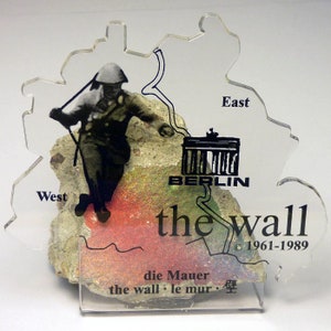 Authentic Piece of the Berlin Wall with CoA Conrad Schumann Jump To Freedom Design Historic German Artifact Souvenir from Europe image 4