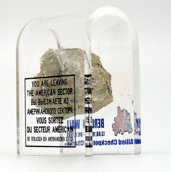 Original Piece Of The Berlin Wall In Checkpoint Charlie Motive Etsy