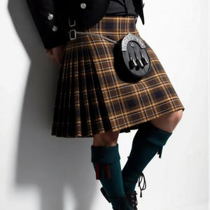 Bear Pride-kilt, custom 8 Yard, aardachtige bruine tartan (handgemaakt, acrylwolmix, leren riemen, roestbestendige gespen)