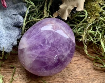Chevron Amethyst: Polished Stone