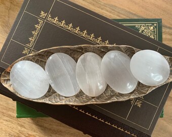 Selenite (Satin Spar) Palm Stone: 1.5 ounces