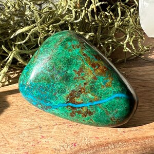 Chrysocolla Polished Gallet: Beautiful Quality, from Peru -- 4.1 ounces (116 grams)