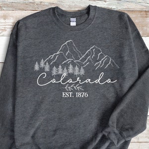Colorado Sweatshirt, Vintage Colorado Sweatshirt, Colorado Crewneck Sweatshirt, Colorado Sweatshirt Women, Mountain Sweatshirt Colorado Gift