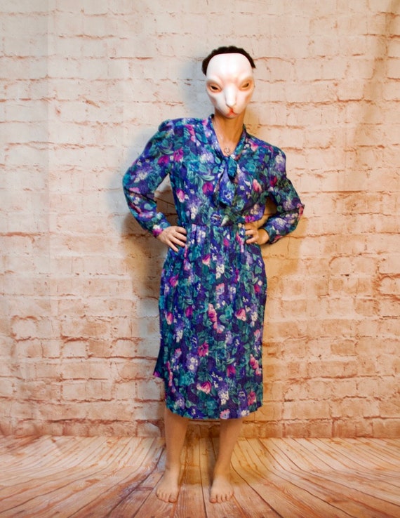 Vintage 80s lightweight floral dress size 12AU (I… - image 1