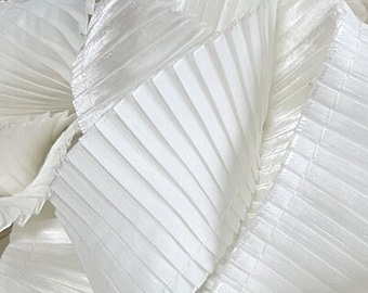 White Crinkled Organza Fabric: 3D Ruffle Trim, 5cm Wide