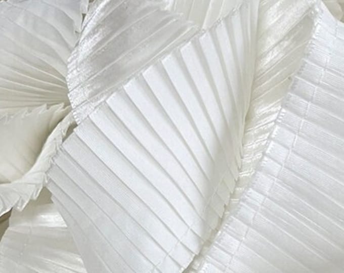 White Crinkled fabric, 5cm Wide 3D folds Ruffle Organza, Designer Fabric, Curtain, Cuff, Gowns, Events, Decor, Stiff shape & Texture fabric