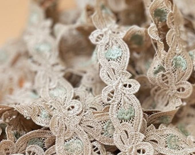 Beige vintage embroidery weave flower Lace Trim, Shabby Chic Victorian Lace, Curtain, sofa, pillow, Decor, handmade DIY, Lolita/ fabric