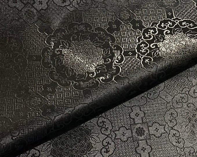 29.5" W Pure White and black Metallic Traditional Silk Brocade Fabric On SALE, sell by the Meter, Upholstery , Quilting and Sewing fabric