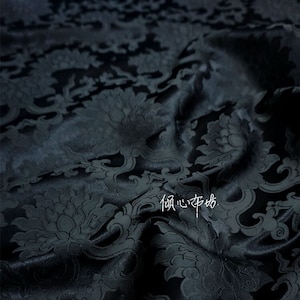 29.5 "W broccato di seta cinese tessuto damasco tessuto cuscino cheongsam motivo fiore di loto in VENDITA Arazzi broccato cheongsam, cucito 3 colori