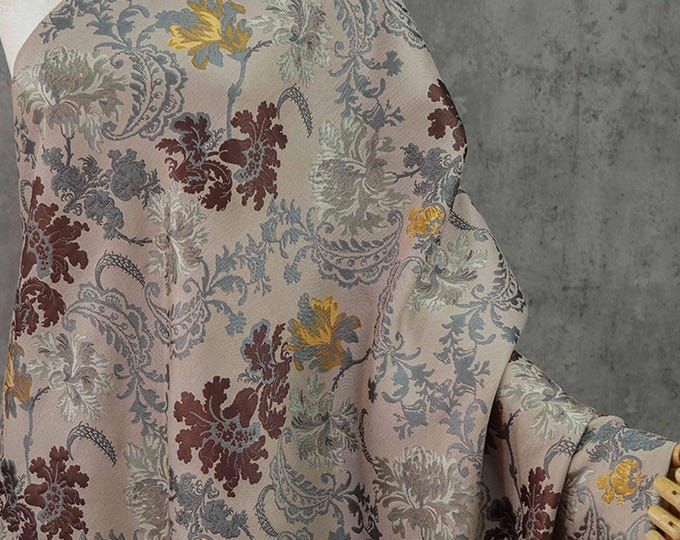 59"W Gold thread embossed Palace jacquard fabric, Damask, Upholstery, Decor, Costume, Curtain, Handbag, Sewing/Fabric by the meter