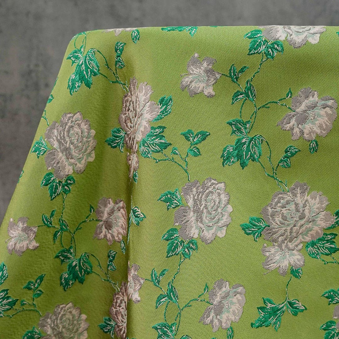 Embossed Floral Jacquard Fabric: Gold Thread Brocade, 59