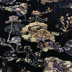 Vintage paljettsammetstyg: Guldmetalliskt broderi, DIY-pyssel (122 cm brett)