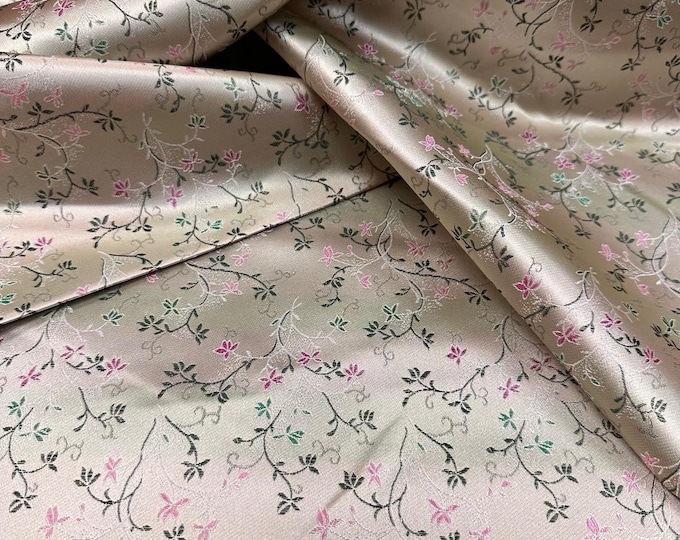 Brocade Hanfu Fabric: Oriental Jacquard for Cheongsam & Costumes