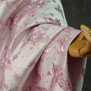 Tessuto jacquard cinese tradizionale per matrimonio, broccato di seta rosa cinese, con farfalle e motivi floreali, da 59" di larghezza, tappezzeria, tendaggi, trapuntatura e cucito