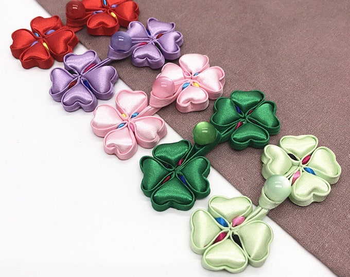Large Elegant Sewing Fasteners Four leaf clover knotting decorative knots Cheongsam Frogging Button, Upholstery, Quilting and Sewing, DIY