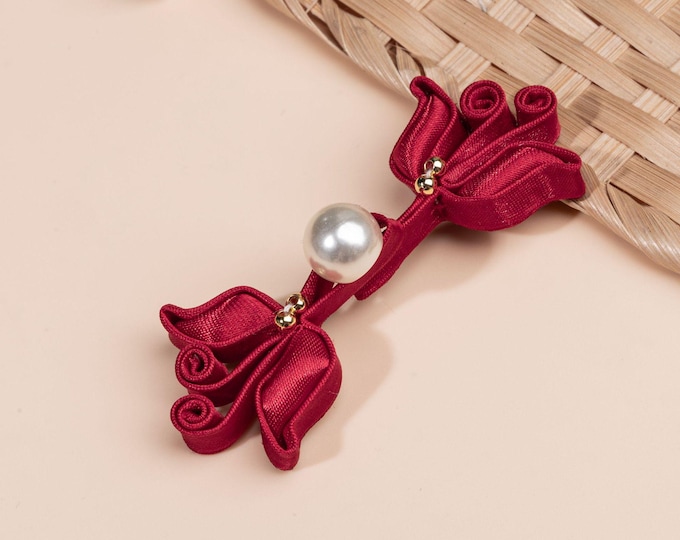 Handmade Chinese Knot Frog Buttons: Pearl Bead Cheongsam Closure
