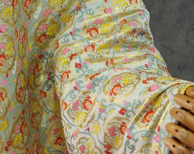 Oriental Scroll Medallion Jacquard Fabric, Yarn-Dyed Chinese Style Textile for Wall Decoration, Quilting & Sewing, 59"W