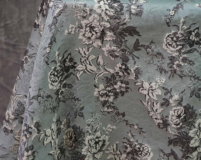 59"W Retro Palace style brocade jacquard dress fabric, Damask Fabric, Upholstery, Decor, Costume, Quilting, DIY/Fabric by the meter
