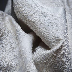 Tessuto di design fai da te fatto a mano con texture irregolare 3D da 53" di larghezza - Materiale unico per tappezzeria e artigianato