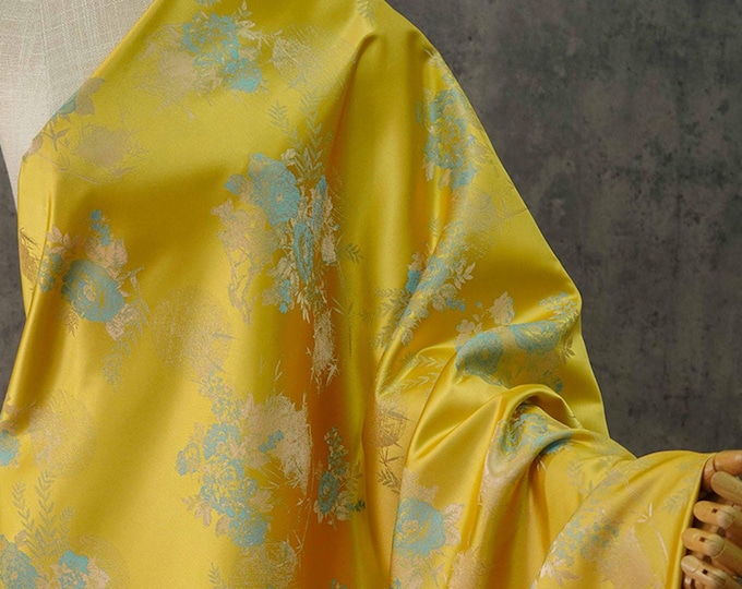 59"W Retro Palace style brocade jacquard dress fabric, Fabulous exclusive Fabric, Drapery, Upholstery, Decor, Costume/Fabric by the meter