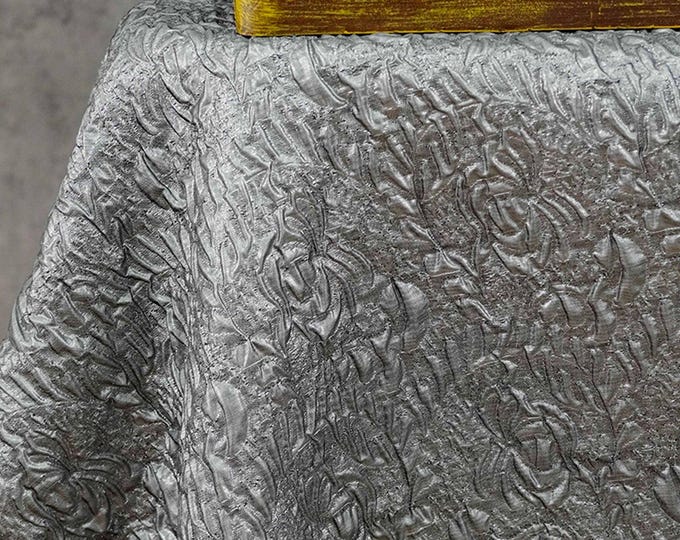 Embossed Jacquard Fabric with Metallic Threads – Textured Vintage Material