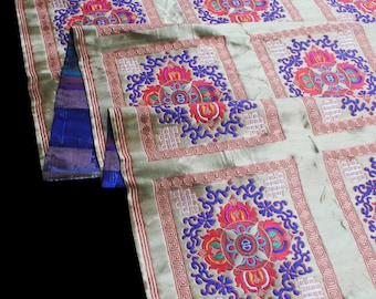 29"W Chinese Vintage Buddhism Tibetan Textile, Tibetan Fabric, Upholstery Fabric, Tibetan robe Paches, spinning Fabric, silk, satin brocade