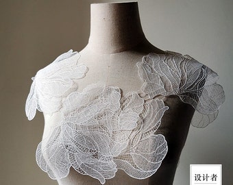 Embroidered Flower Lace Ribbon: White Palace Style Trim