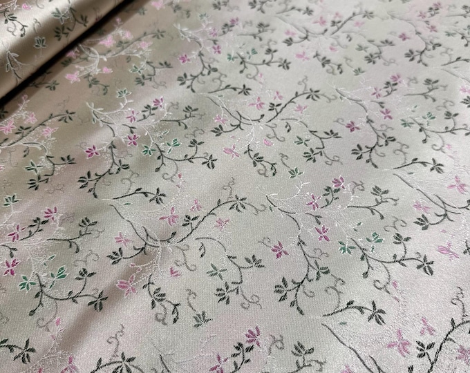 Chinese brocade fabric, pale gold Brocade with flower, Jacquard fabric, Cheongsam & Qipao, Cosplay DIY fabric,Kimono fabric