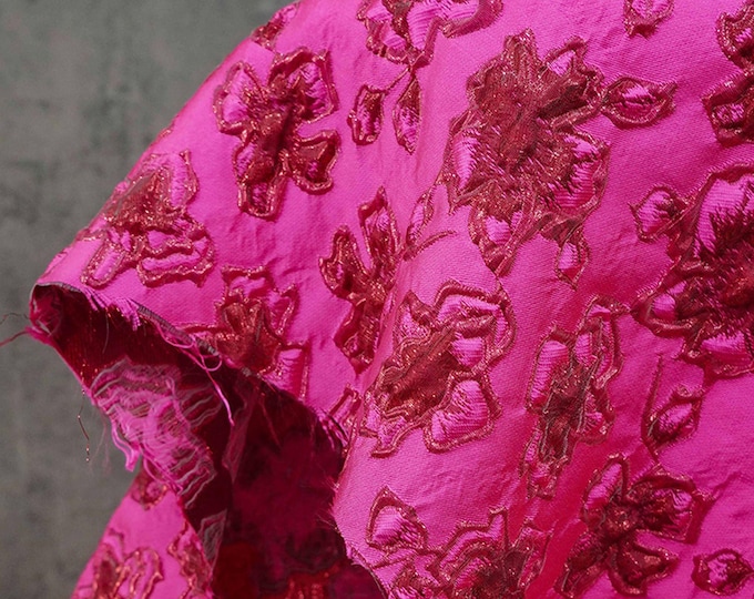 Gold Thread Jacquard Fabric: Fuchsia Upholstery, Costume, & Drapery
