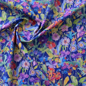 Plant flowers style print Fabric, 100% Cotton, Sewing, Dress, Kimono, home decor, Upholstery, Costume, handbag, DIY, nursery/Fabric by meter