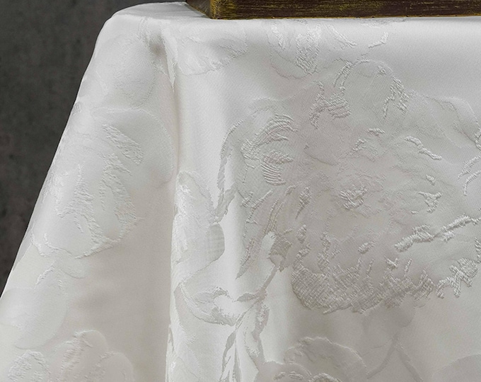Embossed Floral Jacquard Fabric – Elegant Brocade, 59" Wide