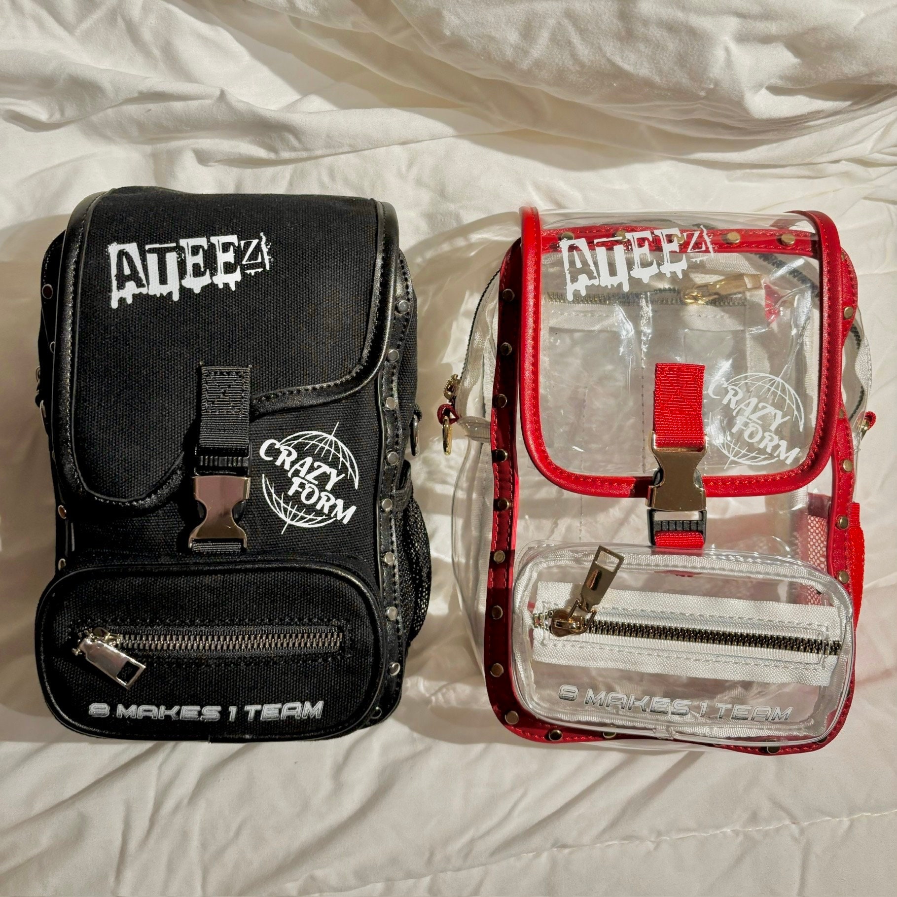 Ateez · Break The Wall - Lightiny Sling Bag (Bag) (2023)