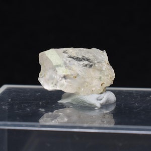 Phenakite, Phenacite Rare Crystal From Ukraine - 7ct, 1.42 grams, 1.5cm