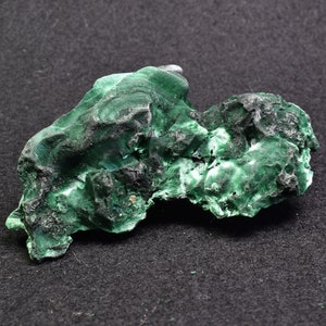 Roher Yangchun Malachit - Botryoider Malachit - Samt Malachit - Faseriger Malachit - 122 Gramm # 17