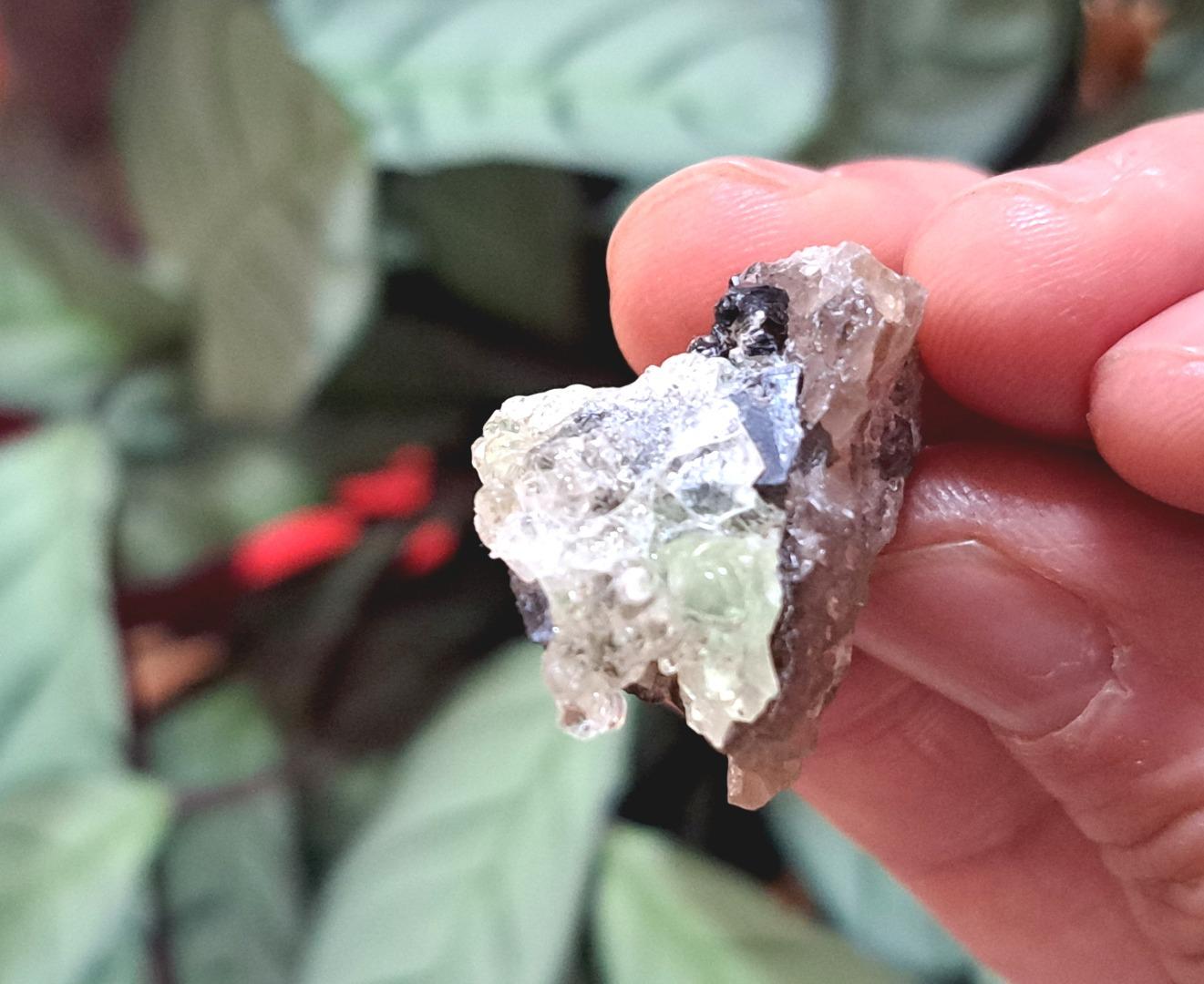 蛍光ハイアライトオパール、スモーキークォーツ、ブラックトルマリン