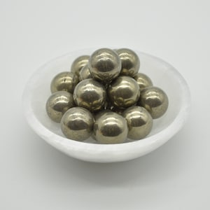 Pyrite Sphere / Ball - 2cm - 1 or 4 Count Healer&#39;s gold