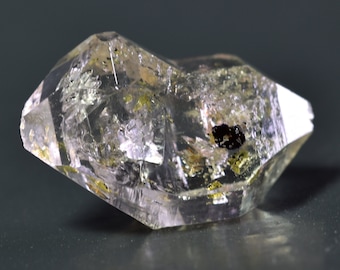 Golden Enhydro Petroleum Oil Diamond Quartz UV Fluorescent with Moving Bubble from Pakistan - 9.5ct #09