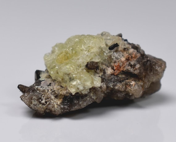 蛍光ハイアライトオパールとスモーキークォーツ - ナミビア、エロンゴ