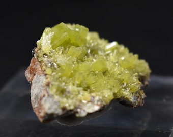 Cristal de piromorfita verde manzana brillante - Mina Daoping, China. Raro - 10,9 gramos.