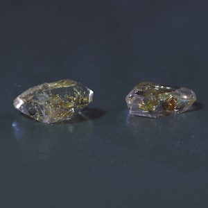 Golden Enhydro Petroleum Oil Diamond Quartz UV Fluorescent with Moving Bubble from Pakistan - 2 Count - 6.5ct #14