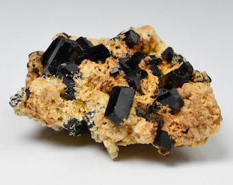 Turmalina negra brillante sobre feldespato - Cúmulo de cristal de Schorl en bruto - Ejemplar mineral natural - 47 gramos - Crystal Decor