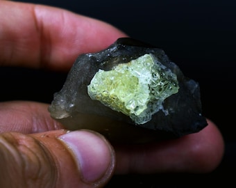 蛍光ハイアライトオパールとスモーキークォーツ - ナミビア、エロンゴ