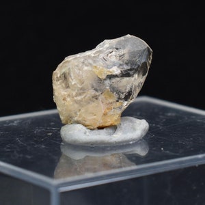 Phenakite, Phenacite Rare Crystal From Ukraine - 6ct, 1.15 grams, 1.4cm