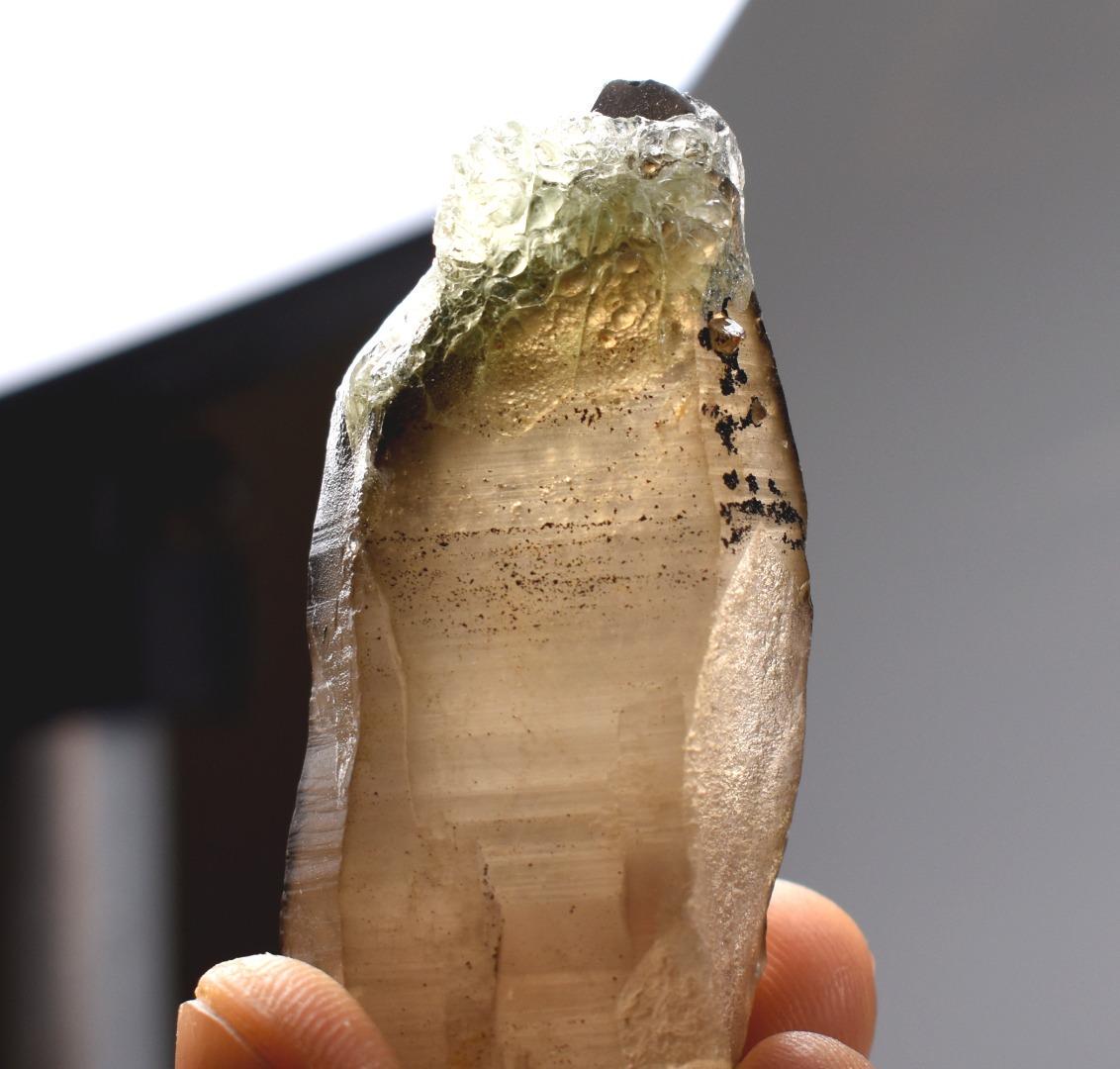 蛍光ハイアライトオパールとスモーキークォーツ - ナミビア、エロンゴ