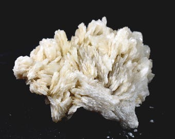 Barite, Baryte Crystal Cluster Mineral From Los Angeles County California USA - 98 Grams