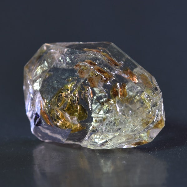 Golden Enhydro Petroleum Oil Diamond Quartz UV Fluorescent with Moving Bubble from Pakistan - 6.7ct #02