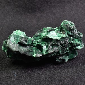 Roher Yangchun Malachit - Botryoider Malachit - Samt Malachit - Faseriger Malachit - 133 Gramm # 22