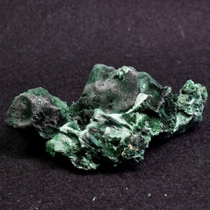 Roher Yangchun Malachit - Botryoider Malachit - samtiger Malachit - faseriger Malachit - 110 Gramm # 14