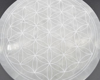 Selenite Flower Grid Round Charging Plate - 1 Count - 5 Sizes